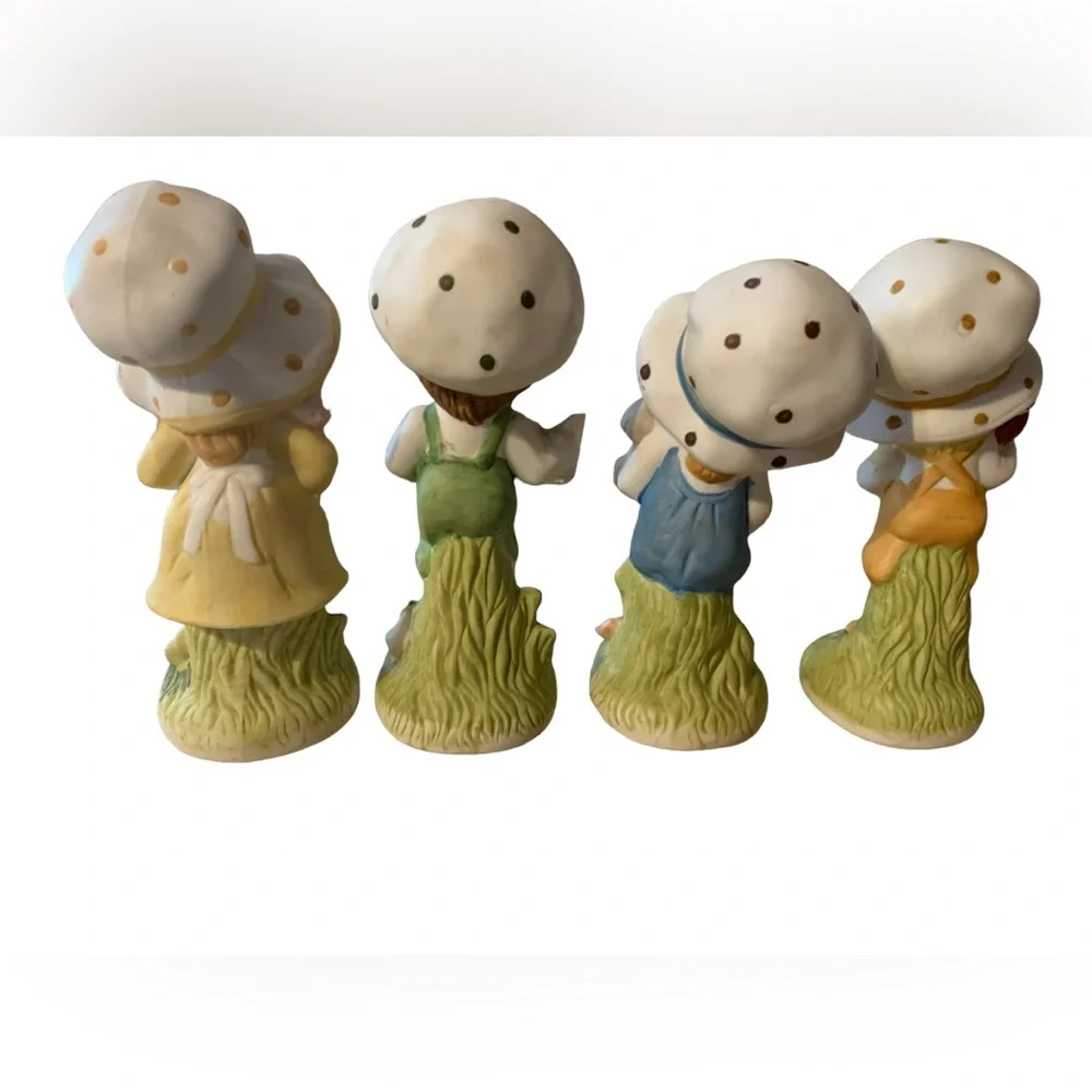 4 Vintage UCGC Porcelain Figurines - 3 boys 1 girl folk art folksy bonnet